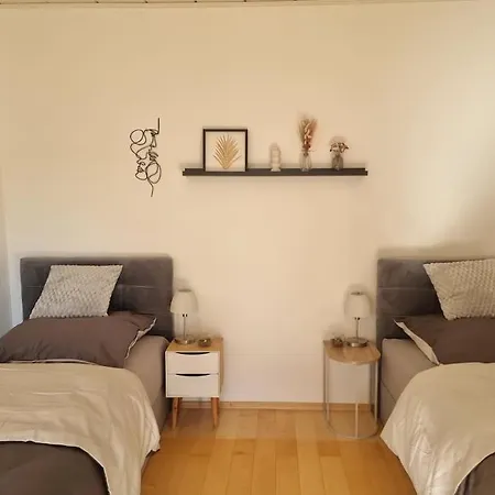 Citynahe Gemuetliche Wohnung Mit Charme Bielefeld Exterior photo